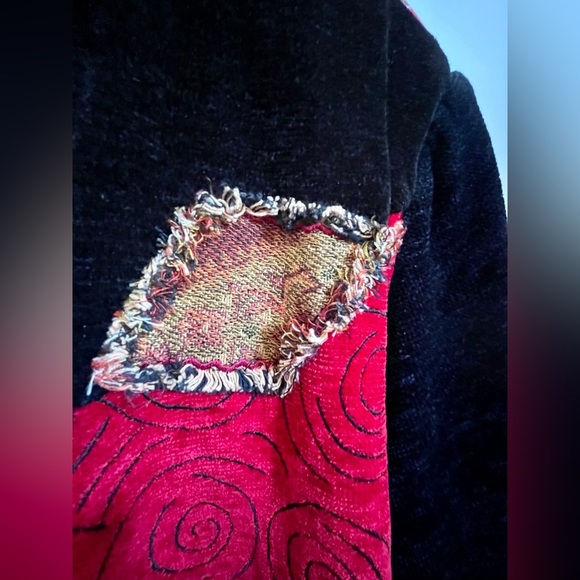 Unique and beautiful jacket. Woman size large - perfect fall fashion​ - Picture 5 of 8